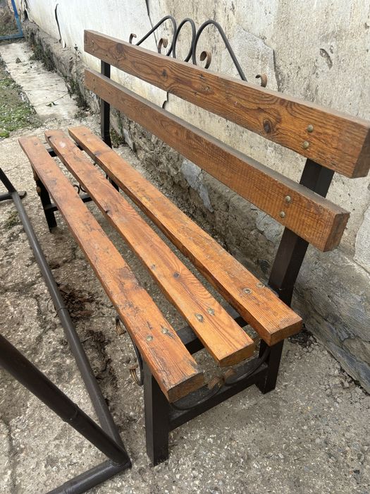 Скамейка садовая продается