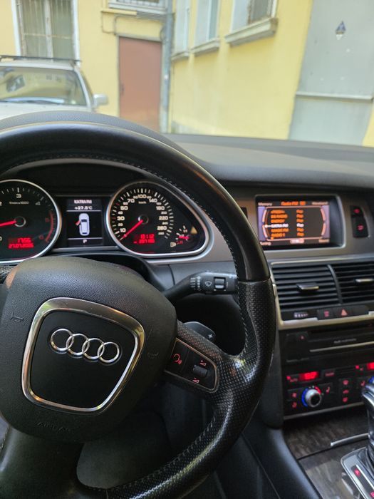 Audi q7 4.2d s- line