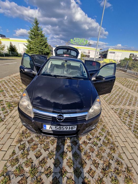 Продавам опел астра х 1.7 101 дизел 2006 година