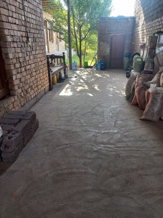 Yangi uchastka sotiladi 5ta xona + 1ta kata oshxona