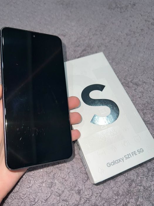 Продам телефон самсунг fe s21