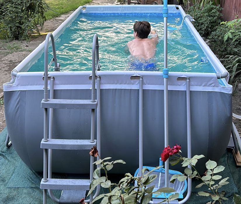 Piscină 404x201cm (Set complet-pompa mare,scara,prelata,kit curatare)