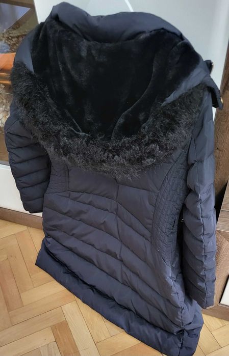 Geaca Zara XL cu pene