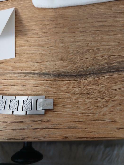 Brățară Lacoste, nouă