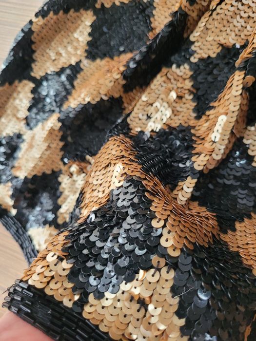 Vesta pene struț, fusta paiete Topshop