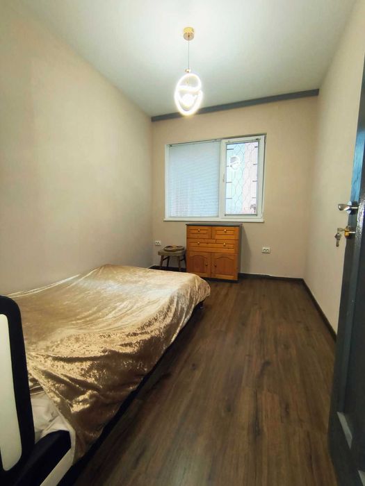 Апартамент с 3 спални в Смирненски до Пълмед/ с ключ за имота