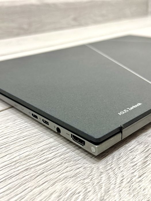 Asus Zenbook 15 OLED срочно