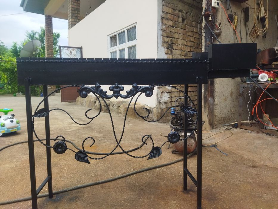 Mangal shashlik koʻra  sotiladi yangi ishlatilmagan