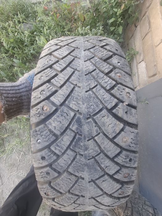 Продам зимние шины 185/65/14
