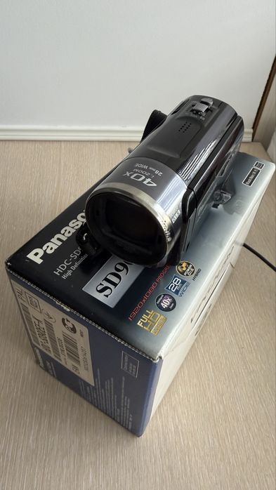 Цифровая видеокамера Panasonic