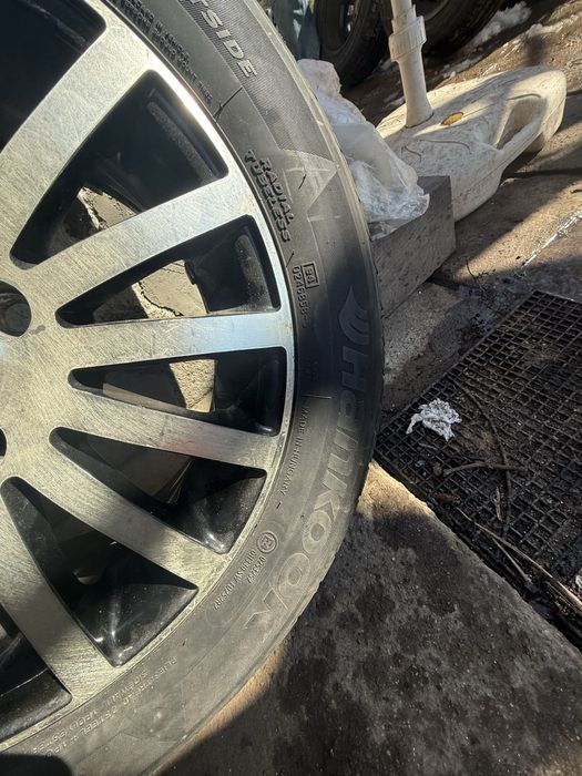 Продавам комплект 4-броя алуминиеви джанти с гуми-14 цола