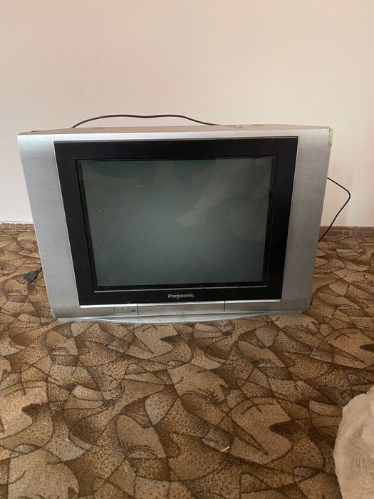 Продам два телевизор