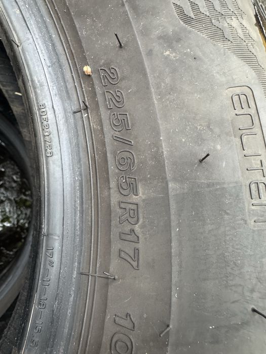 Anvelope vara 225/65/17