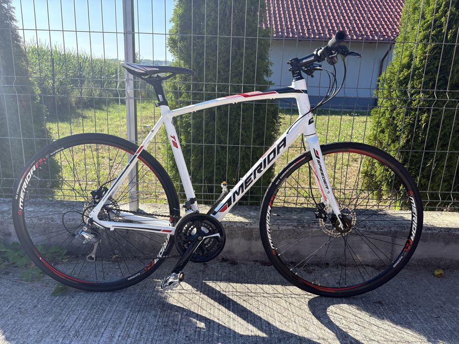 Bicicleta semicursiera Merida