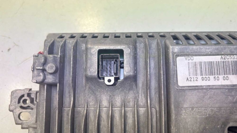 Mercedes дисплей за Command NTG 4.0