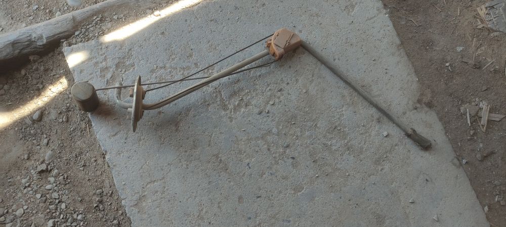 Продам никелевый решетку ВАЗ 2103.