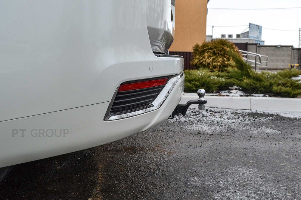 Фаркоп Toyota LC300