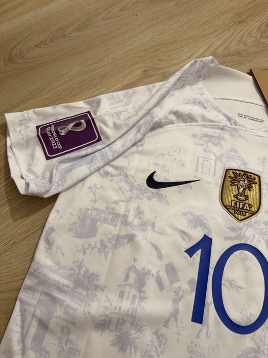 Tricou de fotbal  Nike Franta nationala Kylian Mbappe 10 marime M nou