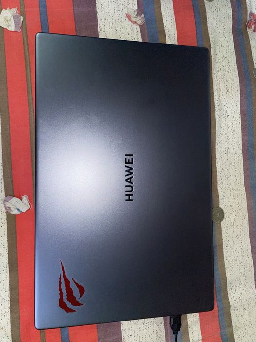 Продам новый ноутбук