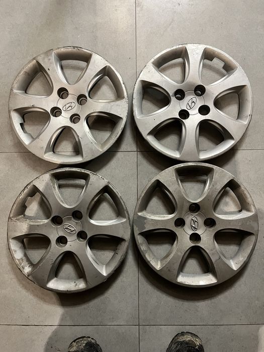 Колпаки акцент