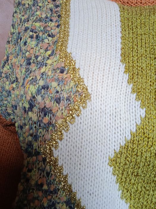 Джемпер новый женский 46размер