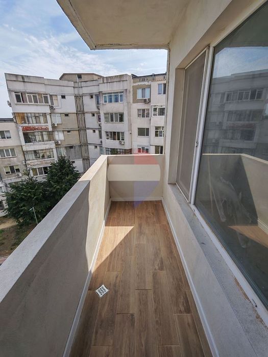 Тристаен апартамент, ж.к.Вл.Варненчик Д.Н 4896