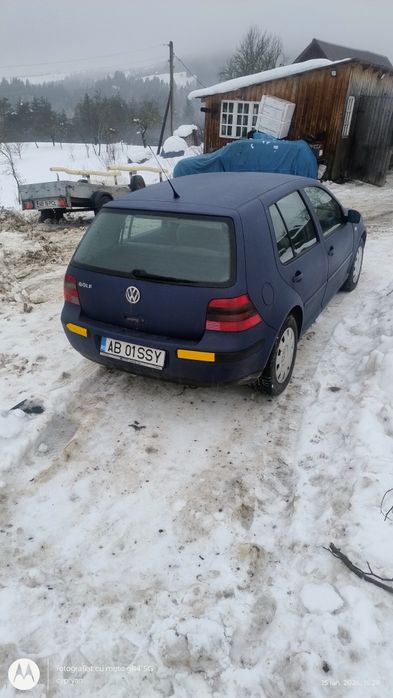 Vând golf 4 1.4 benzina