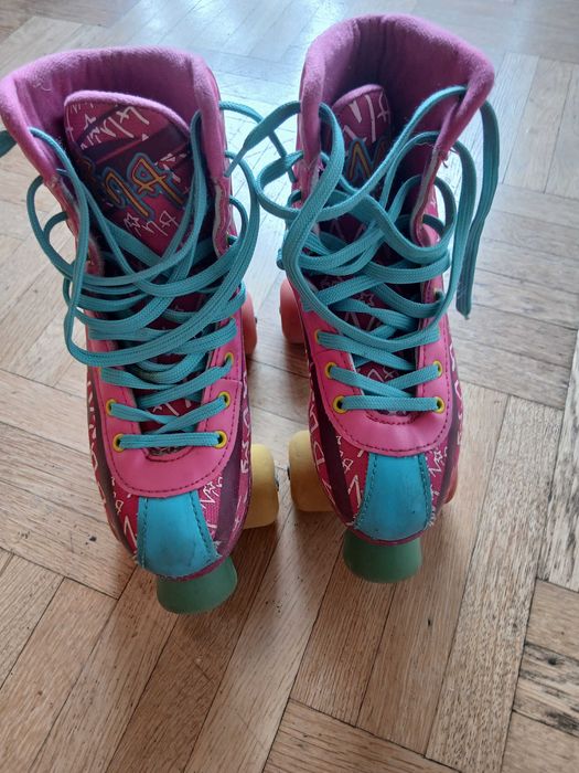 Ролкови кънки Нина