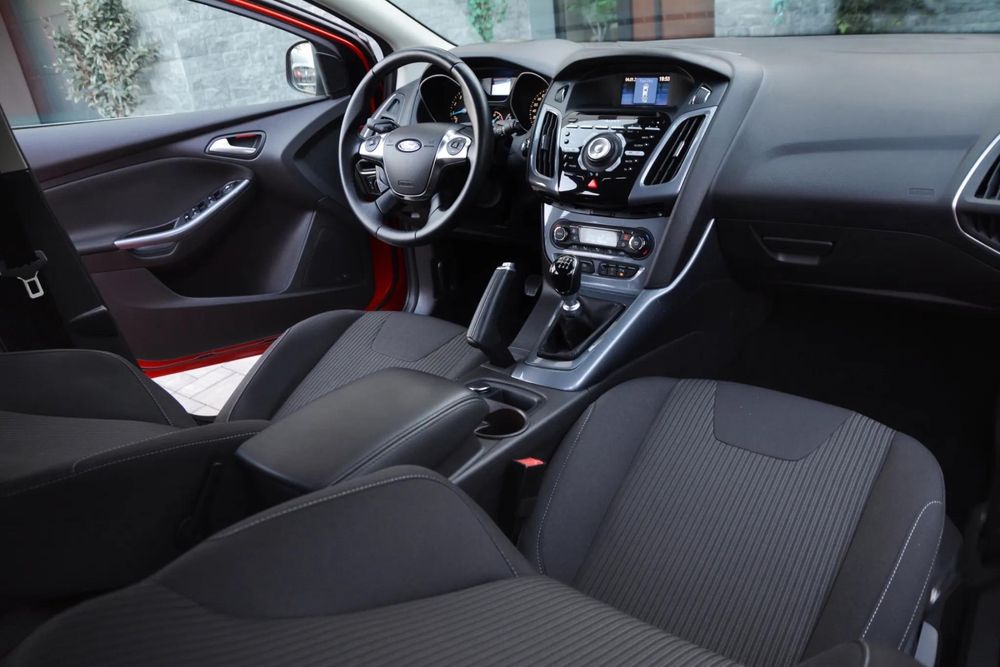 Ford focus 1.0 2014