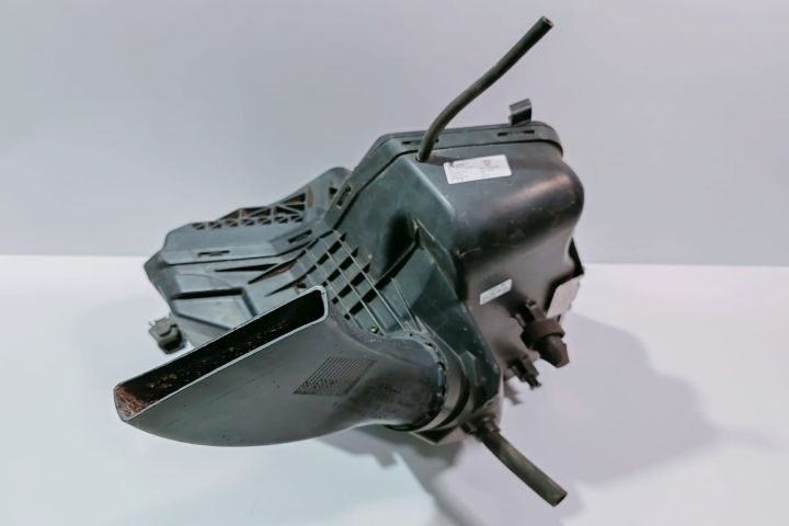 Carcasa filtru aer  8K0133835AD Audi A4 B8/8K