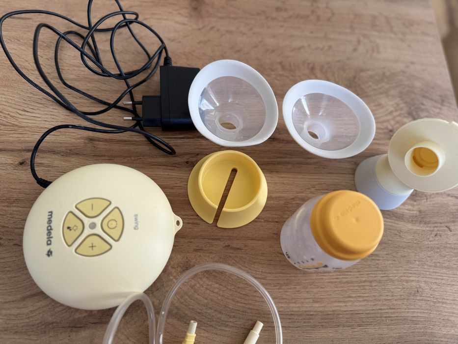 Помпа за кърма Medela swing