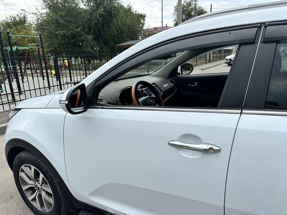 KIA SPORTAGE 2014 Автомат
