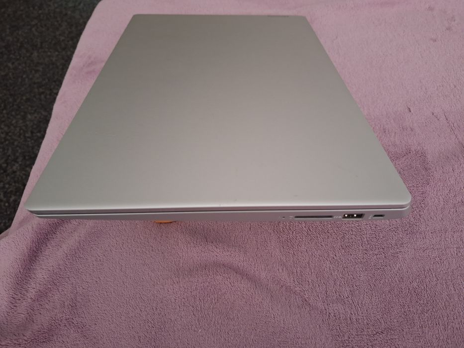 Laptop Lenovo IdeaPad 330S slim/ i5 /8Gb Ram /NVIDIA GTX 1050/ 1TB Stocare