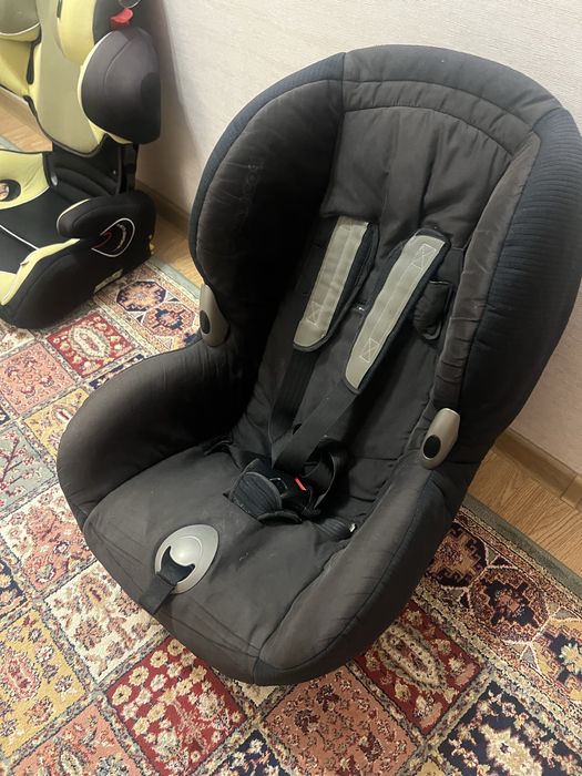 Автокресло Maxi Cosi Priori