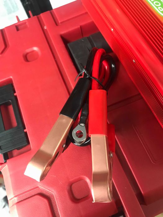 Преобразователь тока с 12V на 220V