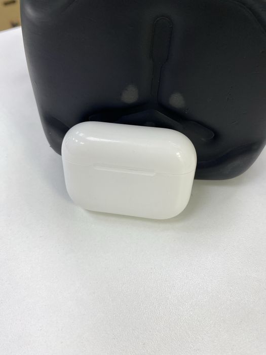 Airpods pro 3 (p25)
