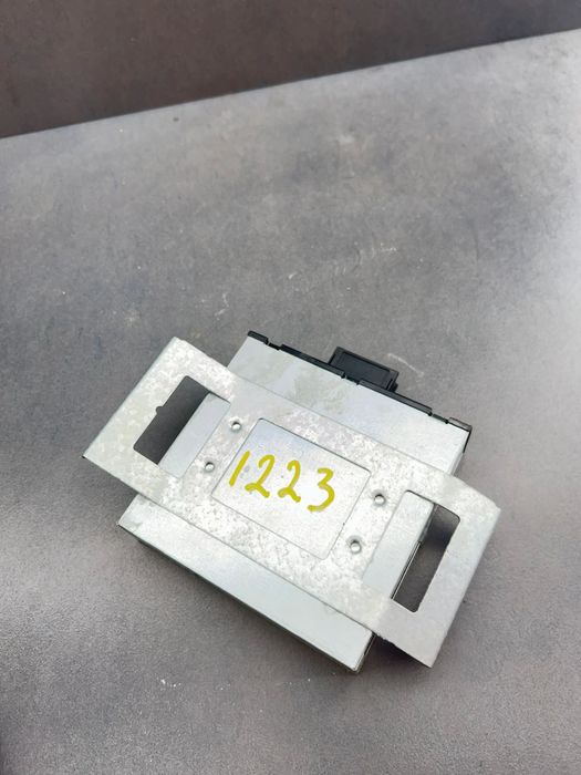 Convertizor tensiune 8ES00947900 BMW Seria 1 2008 116i MT (122 hp)