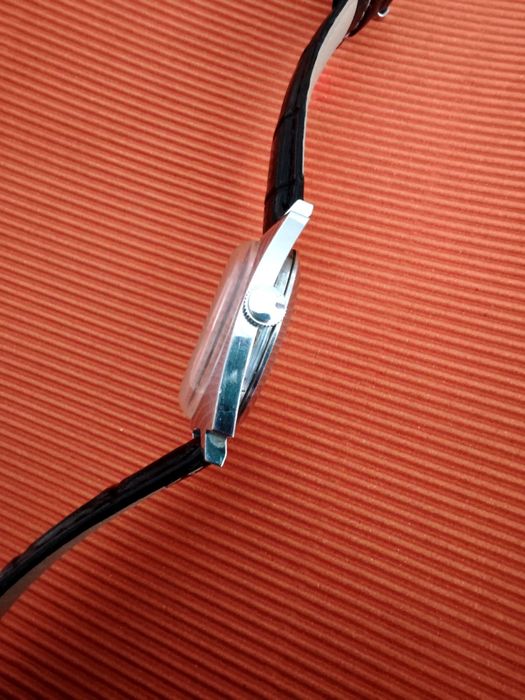 Продам советские часы Корнавин