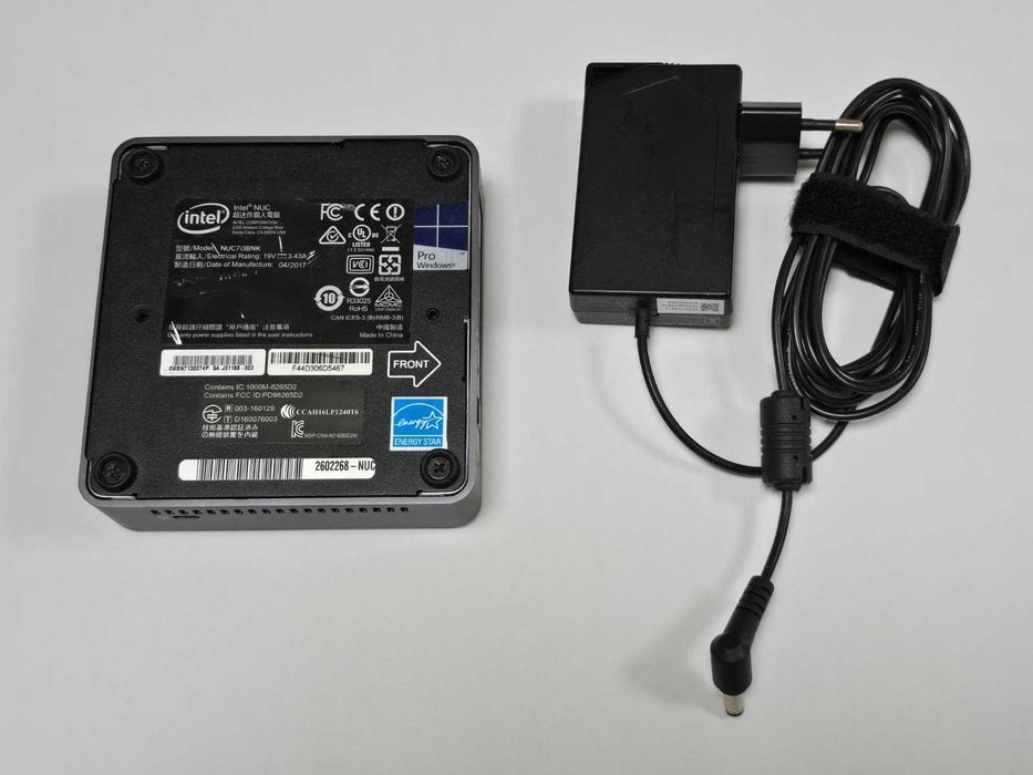 Mini PC Intel NUC NUC7i3BNK - Intel Core i3-7100U, SSD 256GB, Fără