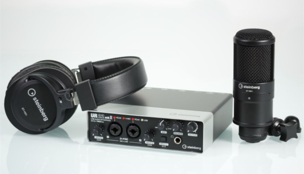 Звуковой карты Focusrite scarlett 2i2 4rd Studio komplekt