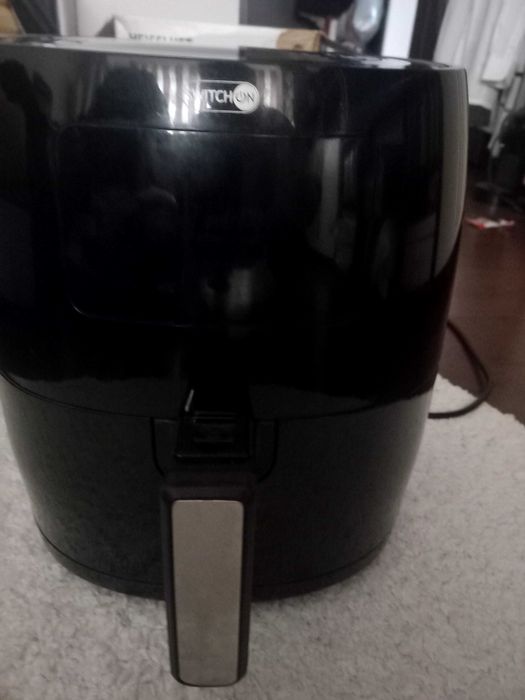 Ayr freyer switch on