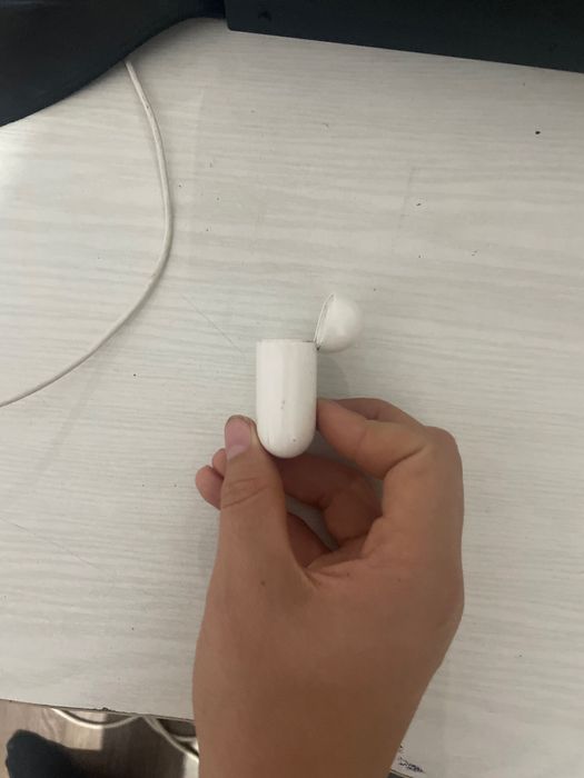 Кейс от наушников airpods 2