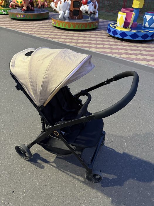 Продам детскую коляску