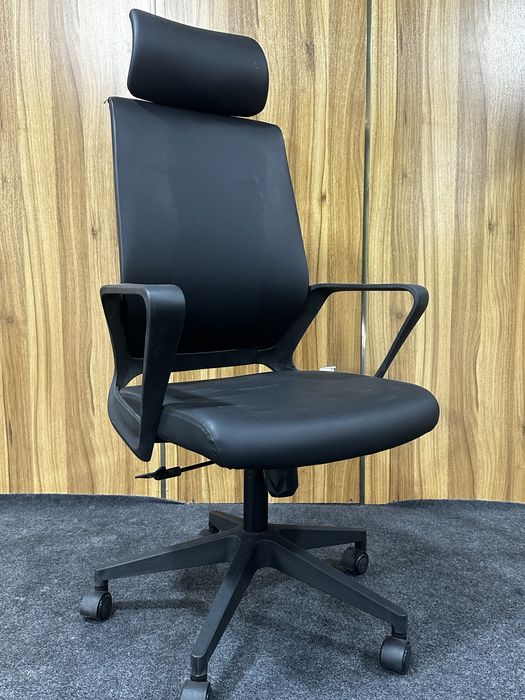 Har-xil turdagi 1yil kafolatga egan bolgan ergonomik kreslolar
