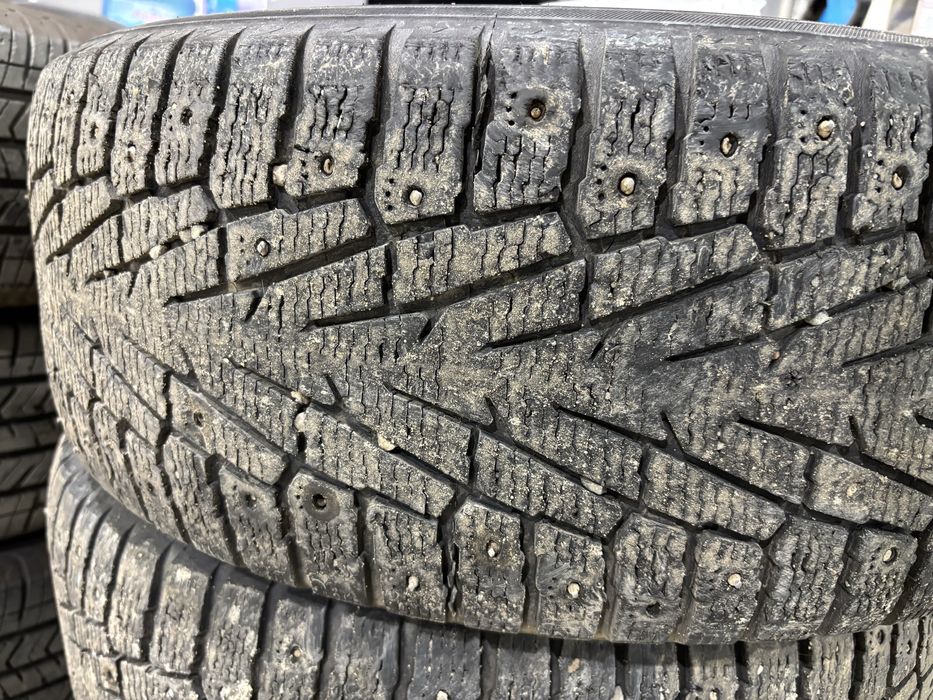 265/60/R18.                  .         .