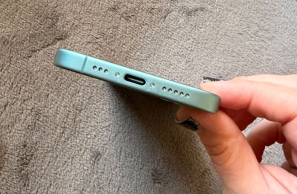 iPhone 16 256GB в гаранция