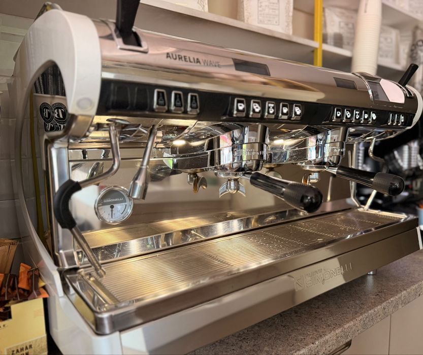 Nuova Simonelli Aurelia Wave T3 digit