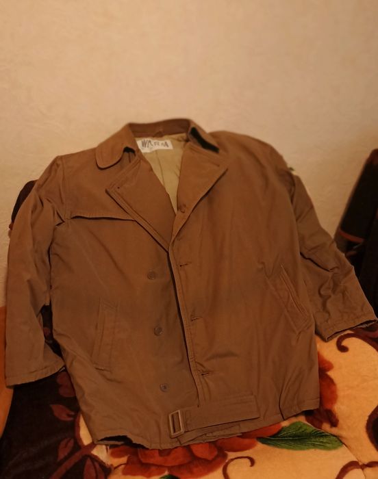 Продам куртка, весна, мужская, подарки, для дома.