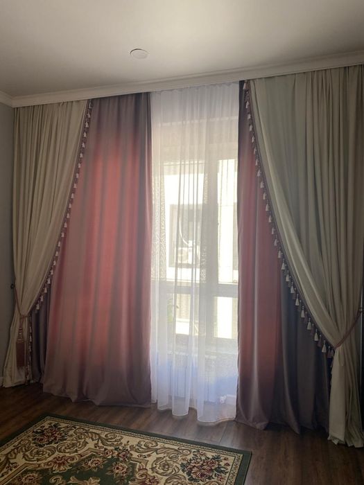 Продадим Шторы комплект