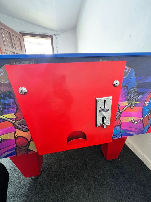 ПРОФЕСИОНАЛЕН Въздушен хокей с монетник